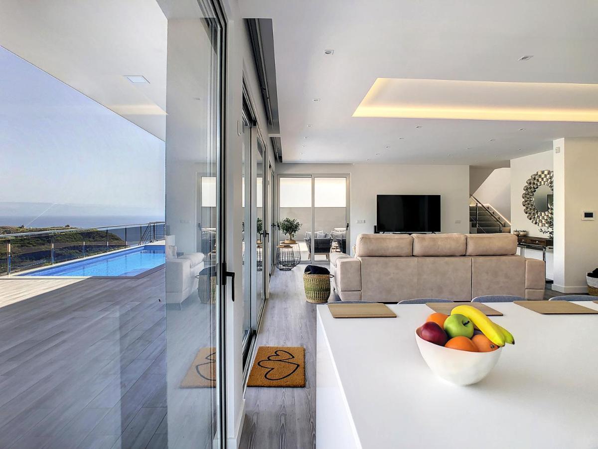 Wild River Villa By Lovelystay Рібейра-Брава Екстер'єр фото
